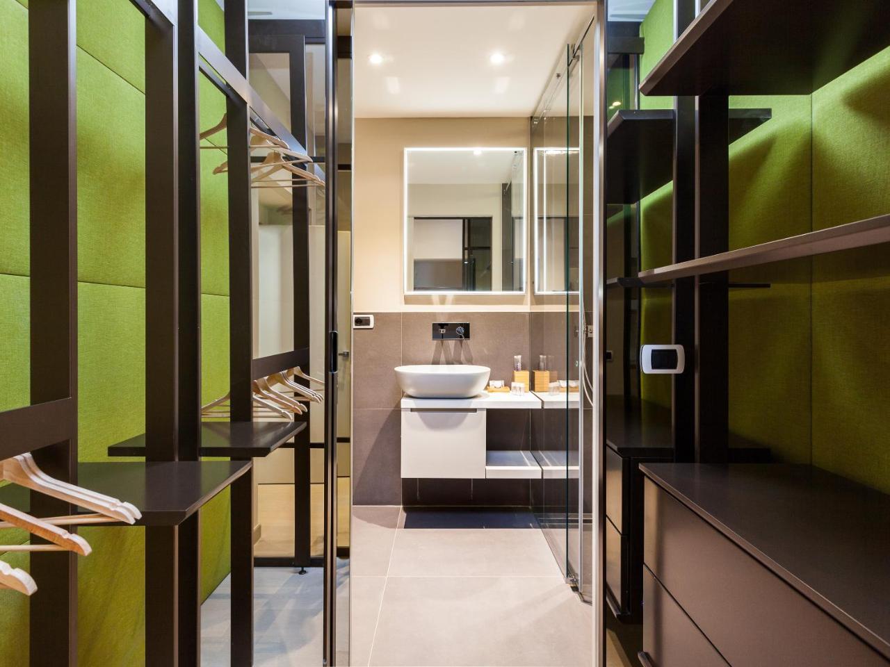 Easyhomes-Duomo Suites & Apartments Milaan Buitenkant foto