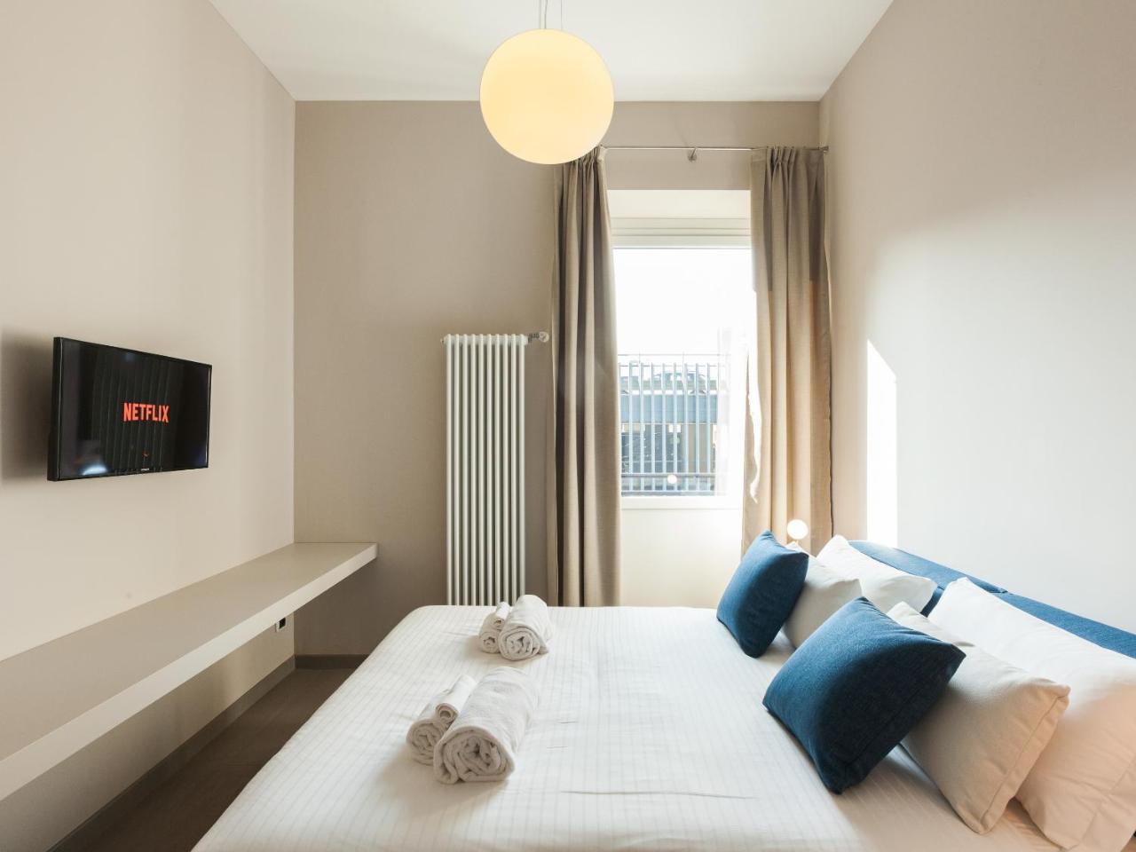 Easyhomes-Duomo Suites & Apartments Milaan Buitenkant foto
