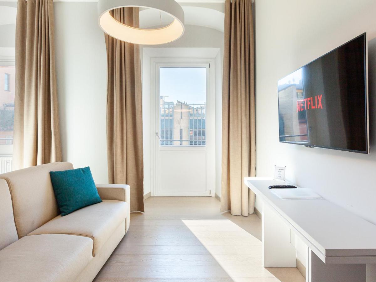Easyhomes-Duomo Suites & Apartments Milaan Buitenkant foto